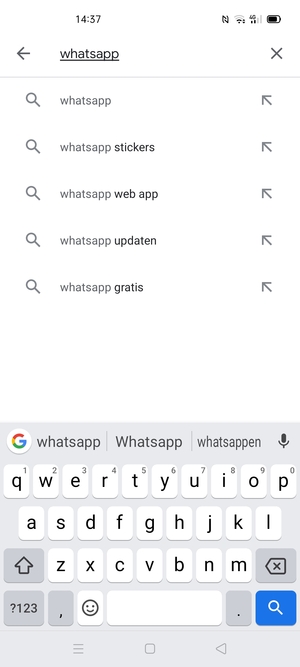 Voer de app-naam in en selecteer Zoeken