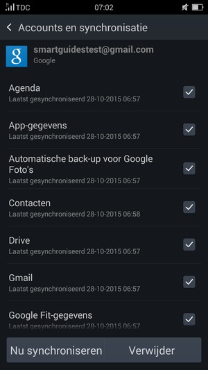 Vink alle selectievakjes aan en selecteer Nu synchroniseren