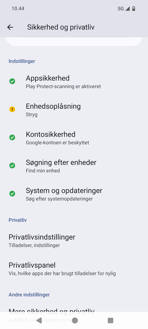 Scroll til og vælg Mere sikkerhed og privatliv