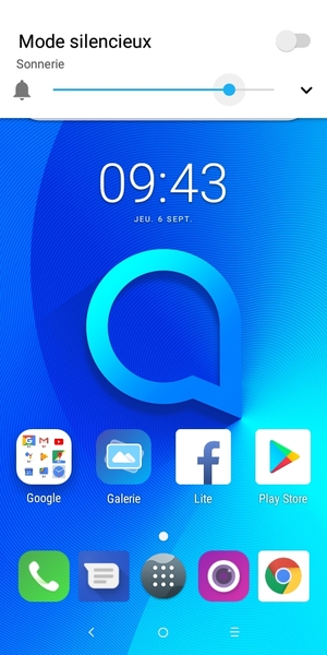 Maintenir appuyé pour baisser le volume au niveau requis