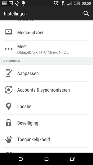 Scroll naar en selecteer Accounts & synchroniseren