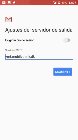 Introduzca la dirección de servidor saliente y seleccione SIGUIENTE
