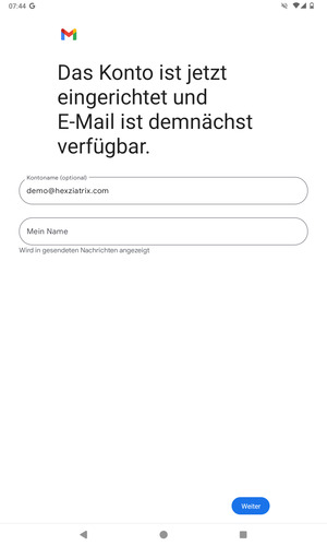 Geben Sie Ihrem Konto einen Namen und geben Sie Ihren Namen ein. Wählen Sie Weiter