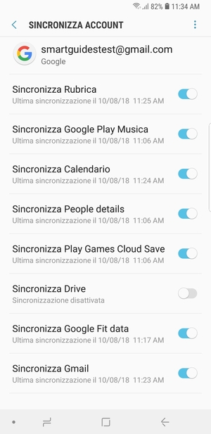 Assicurati che Sincronizza Rubrica sia selezionato