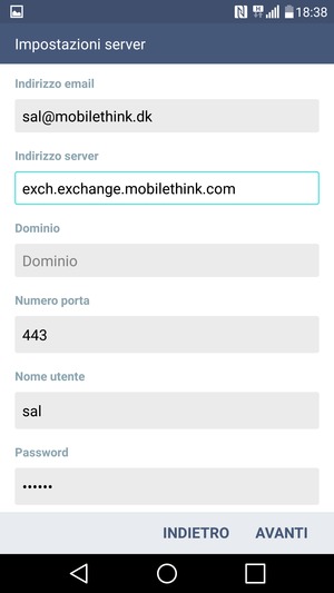 Inserisci l'indirizzo del server Exchange e Nome utente. Seleziona AVANTI