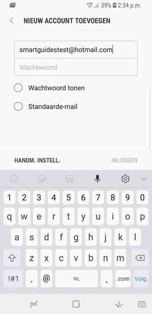 Voer uw Hotmail adres in en selecteer Volg.