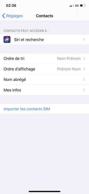 Faites défiler et sélectionnez Importer les contacts SIM
