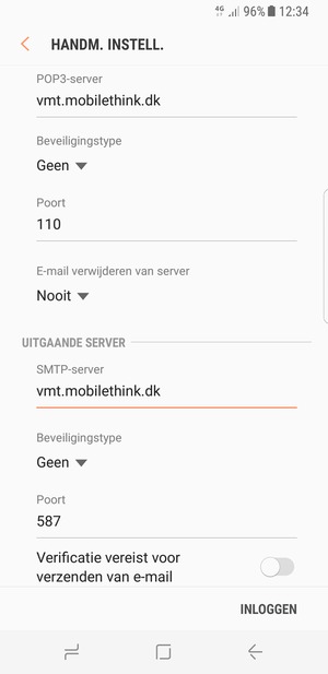 Schakel Verificatie vereist voor verzenden van e-mail uit en and selecteer INLOGGEN
