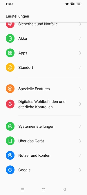 Scrollen Sie und wählen Sie Über das Gerät