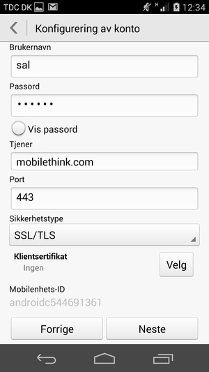 Skriv inn Exchange-serveradresse og velg Neste