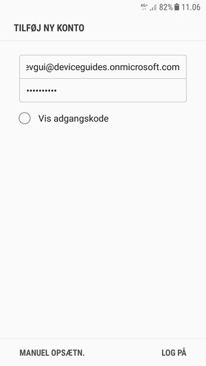 Indtast din e-mailadresse og adgangskode. Vælg MANUEL OPSÆTN.