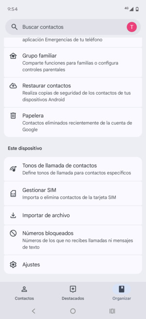 Desplácese y seleccione Gestionar SIM