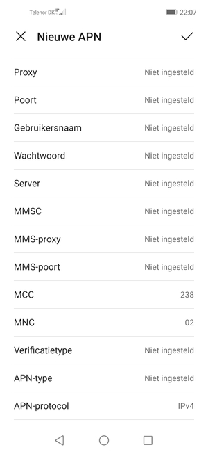 Scroll naar beneden en voer internetgegevens in