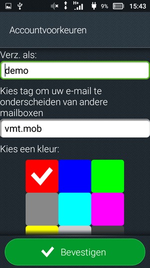 Geef uw account een naam en voer uw naam in. Selecteer Bevestigen