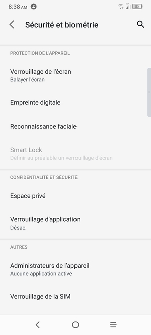 Faites défiler et sélectionnez Verrouillage de la SIM
