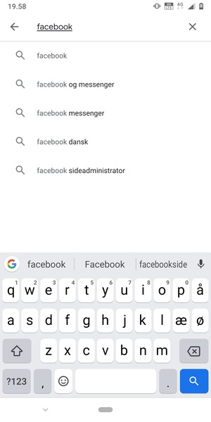 Indtast navnet på appen og vælg Søg