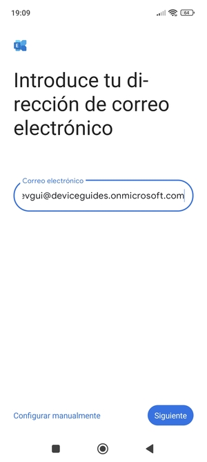 Introduzca su Dirección de correo electrónico y seleccione Configurar manualmente