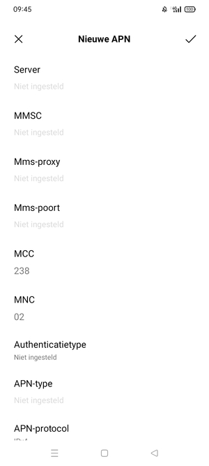 Scroll naar beneden en voer internetgegevens in