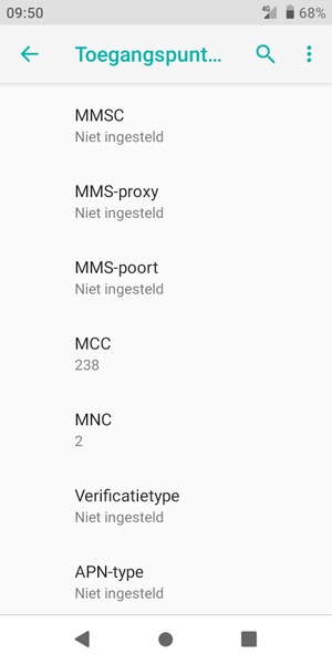Scroll naar beneden en voer internetgegevens in