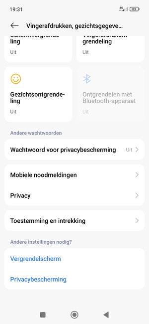 Scroll naar en selecteer Privacy