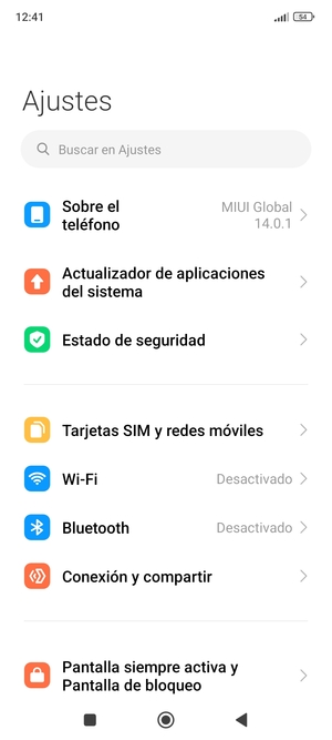 Seleccione Tarjetas SIM y redes móviles