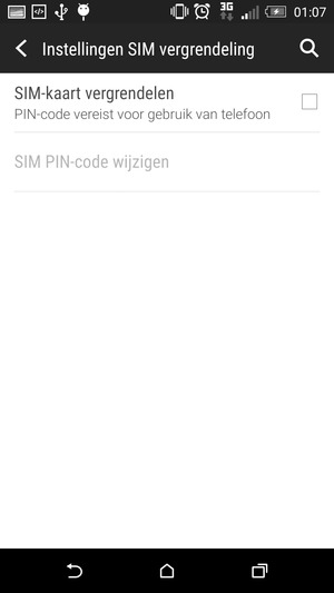 Vink het selectievakje SIM-kaart  vergrendelen aan