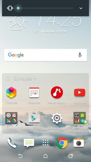 Für Vibrations-Modus gedrückt halten, welcher mit einer kurzen Vibration bestätigt wird