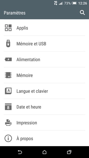 Faites défiler et sélectionnez À propos