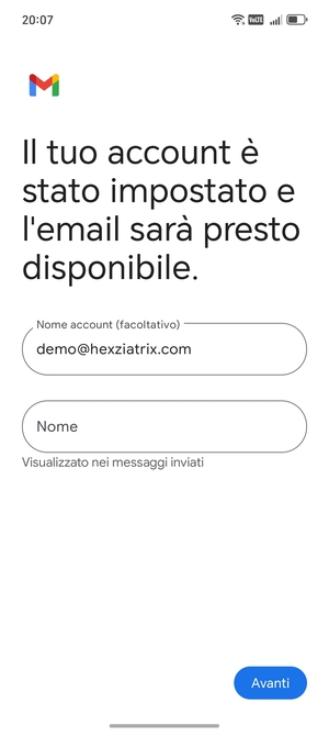 Scegli un nome per il tuo account e inserisci il tuo nome. Seleziona Avanti