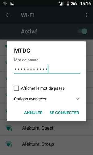 Saisissez le mot de passe du Wi-Fi et sélectionnez SE CONNECTER