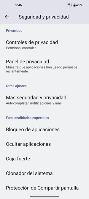 Desplácese y seleccione Más seguridad y privacidad