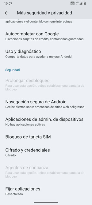 Desplácese y seleccione Bloqueo de tarjeta SIM