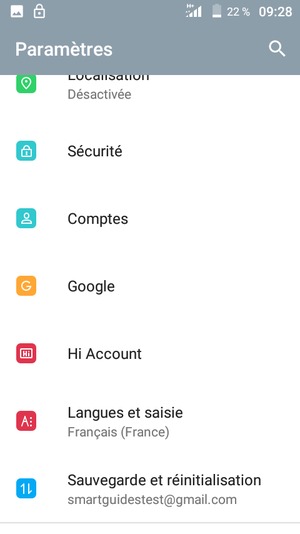 Retournez au menu Paramètres et sélectionnez Comptes