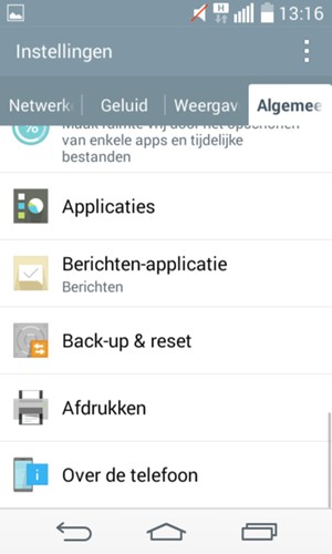 Scroll naar en selecteer Back-up & reset