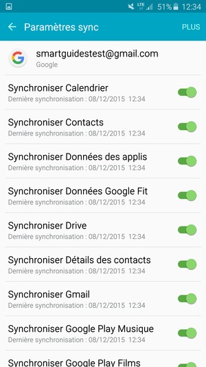 Sélectionnez
le bouton du Menu ou sélectionnez PLUS