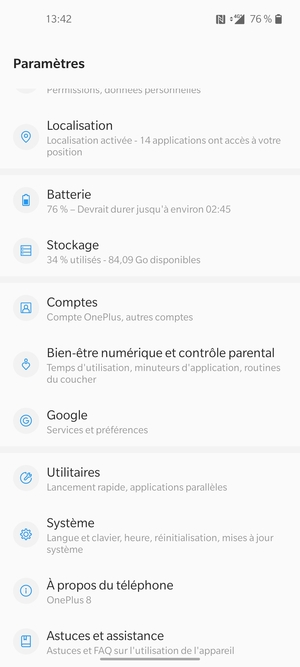 Retournez au menu Paramètres et sélectionnez Comptes