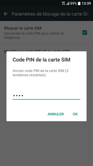 Saisissez votre Ancien code PIN de la carte SIM et sélectionnez OK