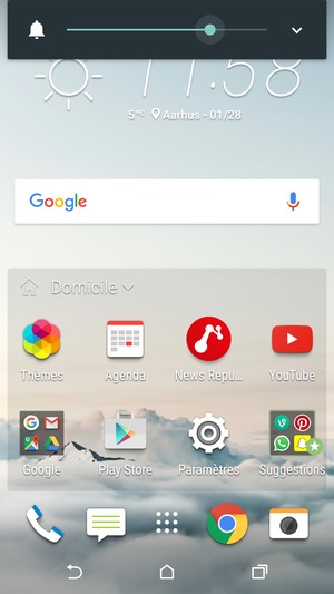 Maintenir appuyé pour baisser le volume au niveau requis