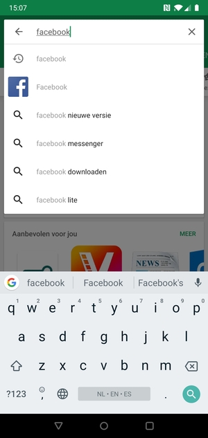 Voer de app-naam in en selecteer Zoeken