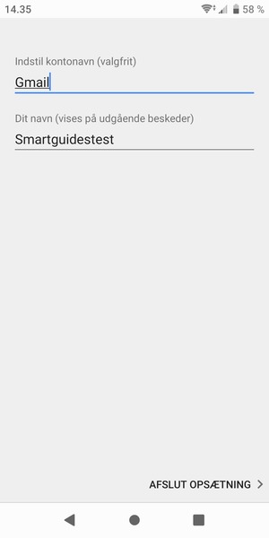 Giv din konto et navn og indtast dit navn. Vælg AFSLUT OPSÆTNING