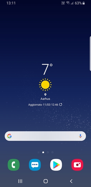 Scorri verso l'alto