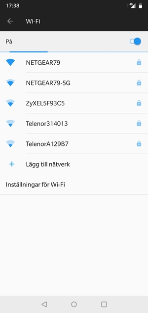 Tryck på det trådlösa nätverket som du vill ansluta till
