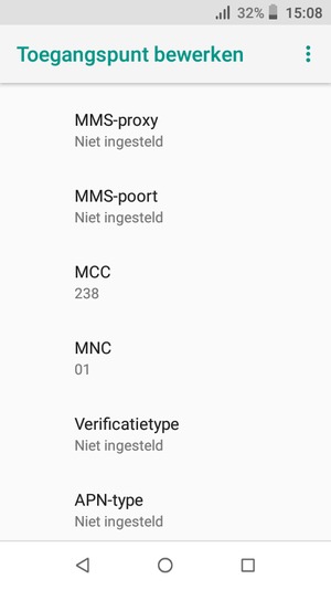 Scroll naar beneden en voer internetgegevens in
