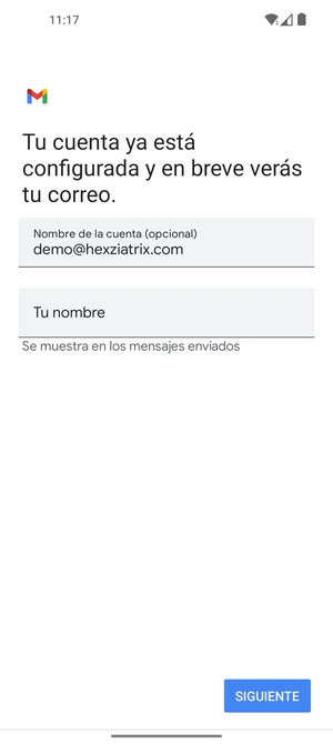 Déle a su cuenta un nombre y escriba su nombre. Seleccione SIGUIENTE