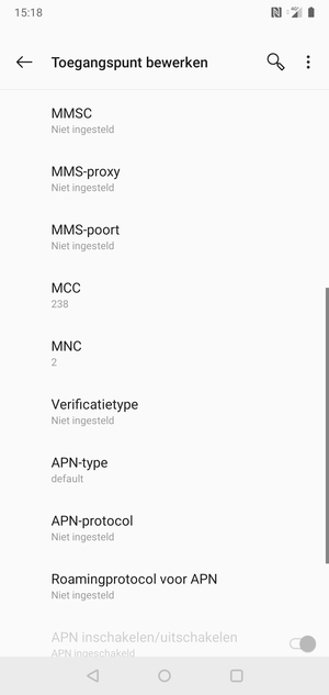 Scroll naar beneden en voer mms-gegevens in