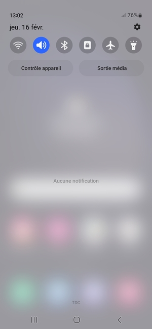 Déroulez à nouveau le menu du haut