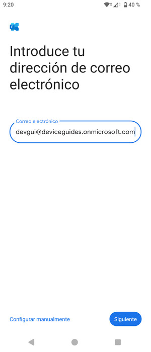 Introduzca su Dirección de correo electrónico y seleccione Configurar manualmente
