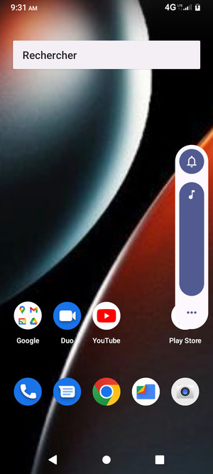 Maintenir appuyé pour baisser le volume au niveau requis