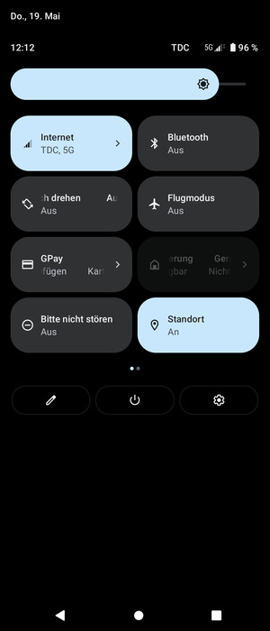 Stellen Sie die Helligkeit auf das erforderliche Niveau