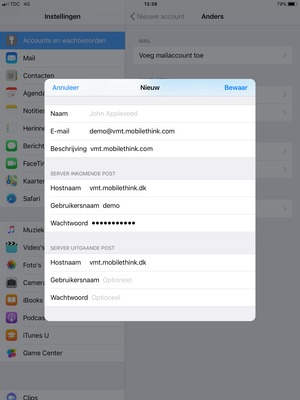 Voer e-mailgegevens voor SERVER UITGAANDE POST in en selecteer Bewaar